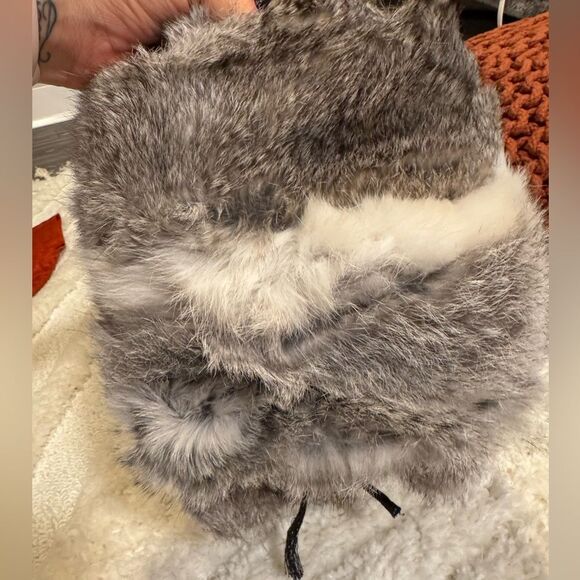 Authentic Russian fur trapper hat; never worn; bought in Russia - Picture 4 of 8